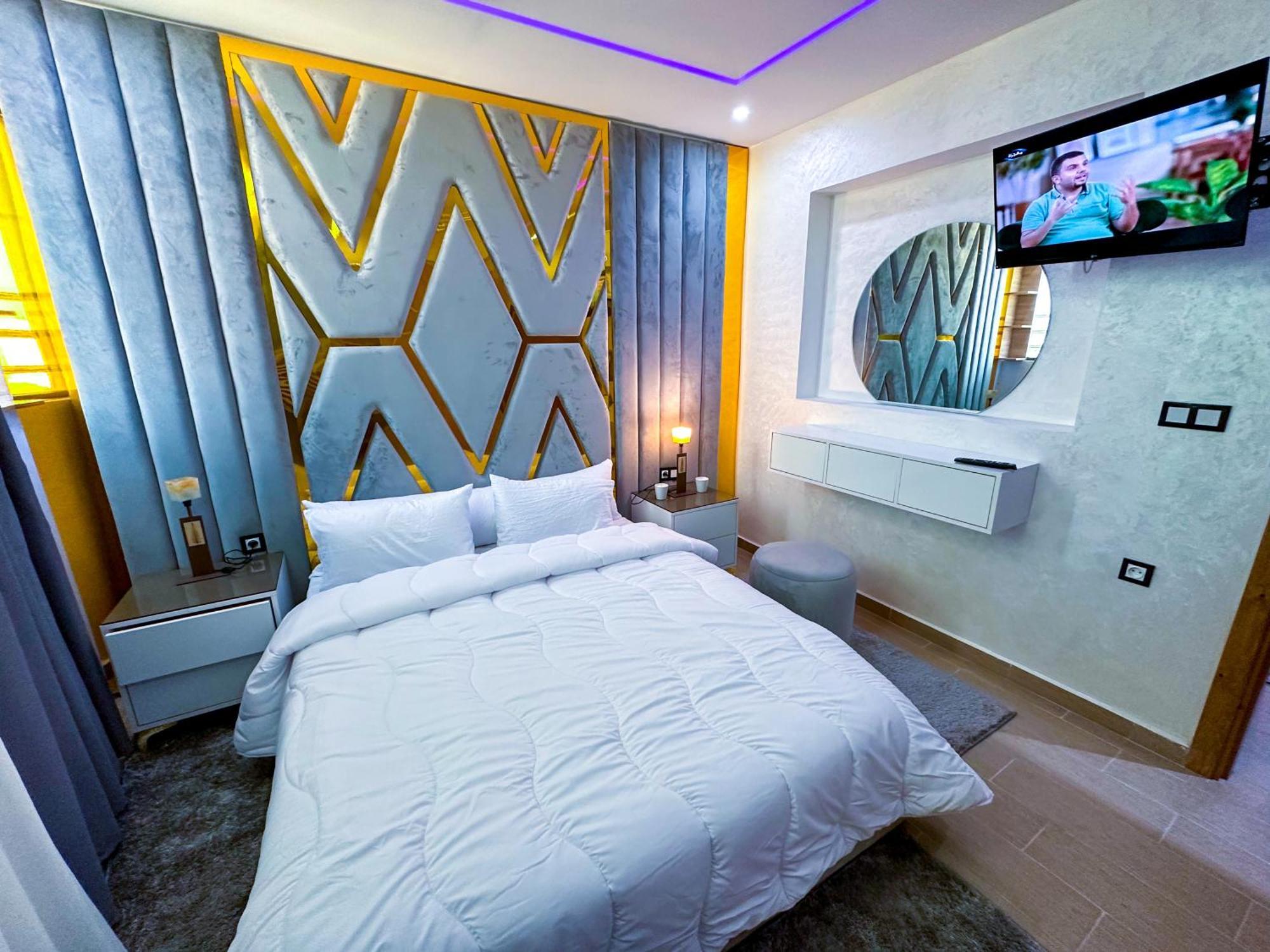 Veluxa - Luxury Holiday Homes - Centric Flat Tánger Exterior foto