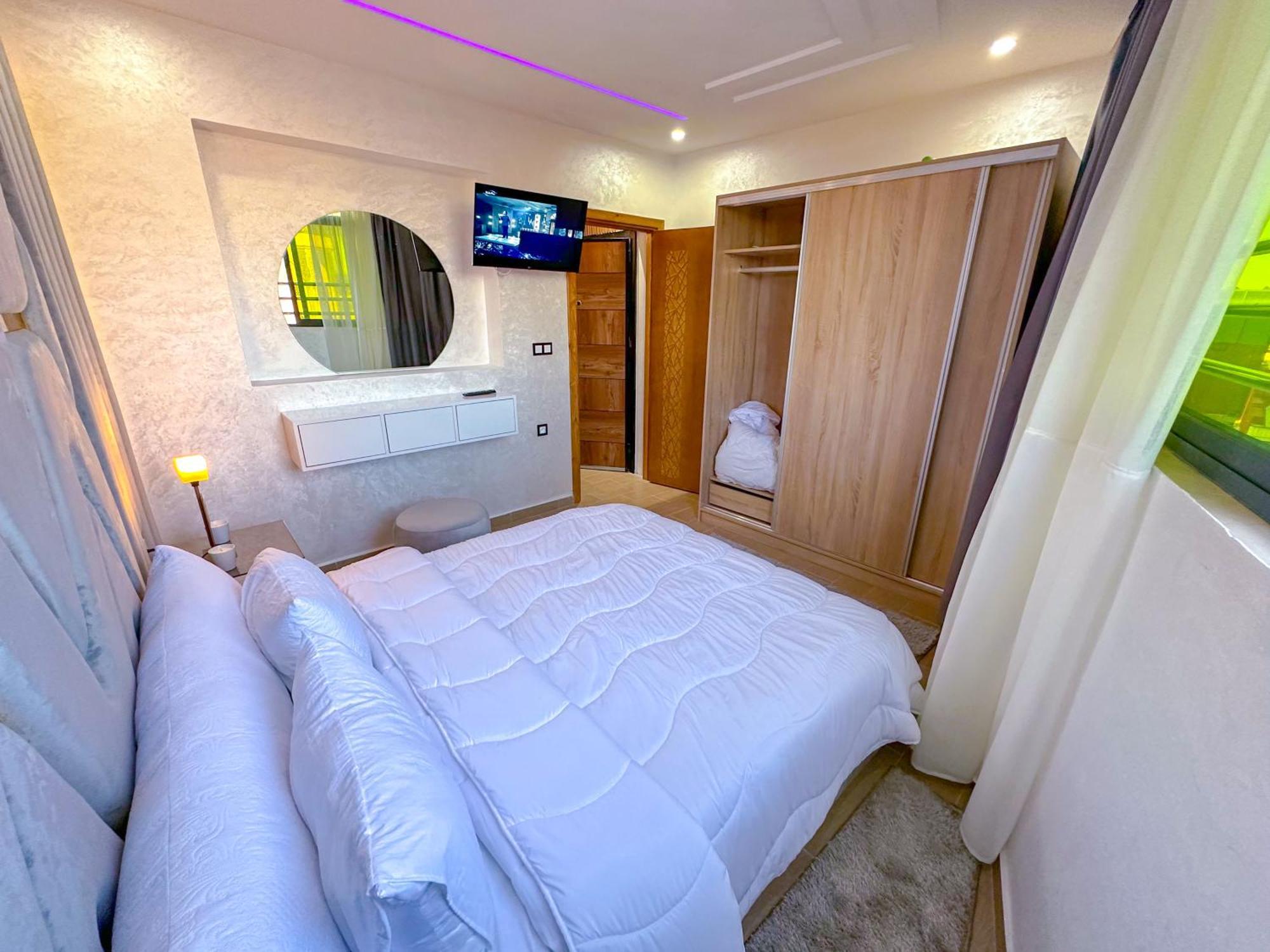 Veluxa - Luxury Holiday Homes - Centric Flat Tánger Exterior foto