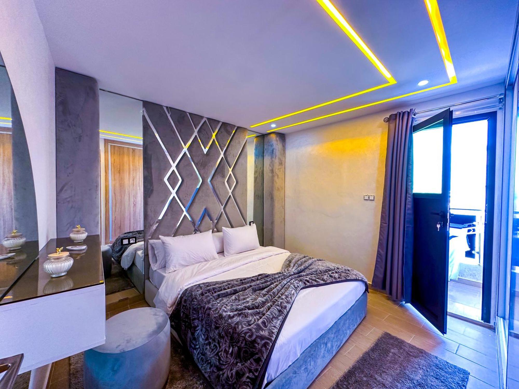 Veluxa - Luxury Holiday Homes - Centric Flat Tánger Exterior foto